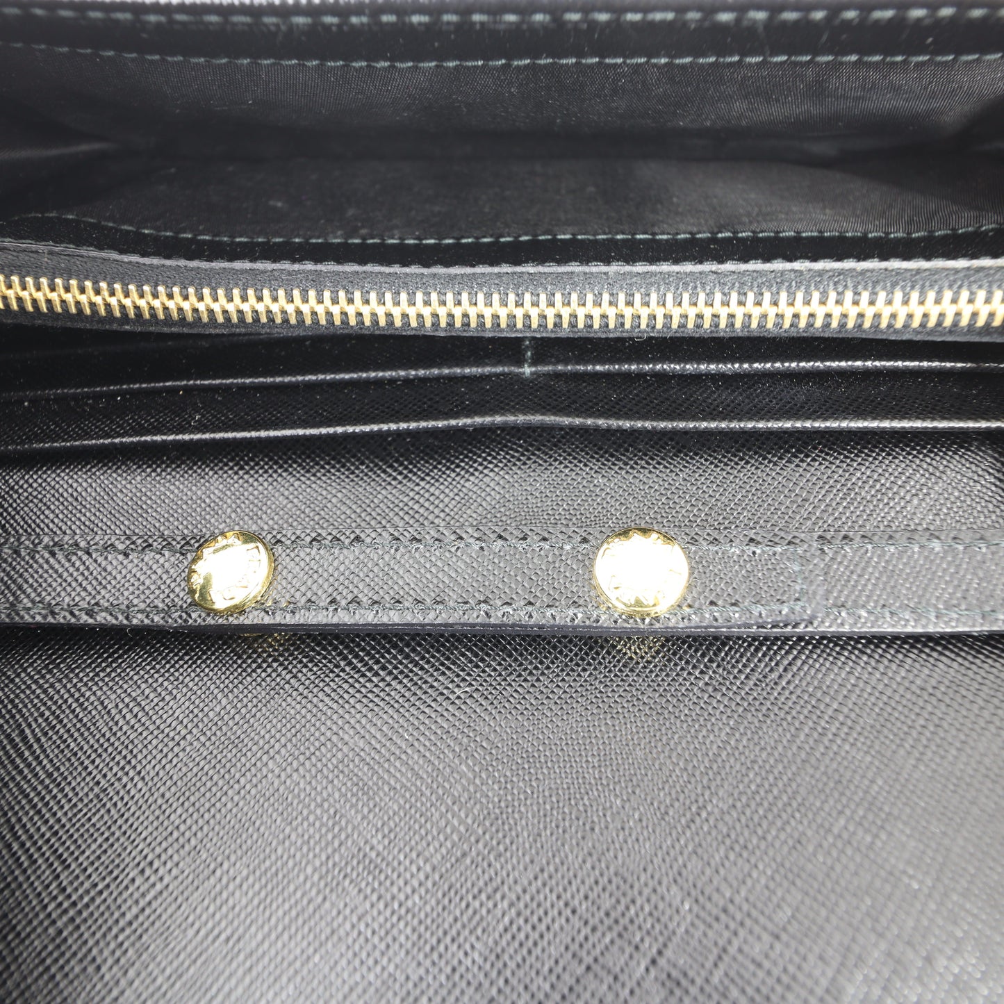 Prada Saffiano Wallet on Chain