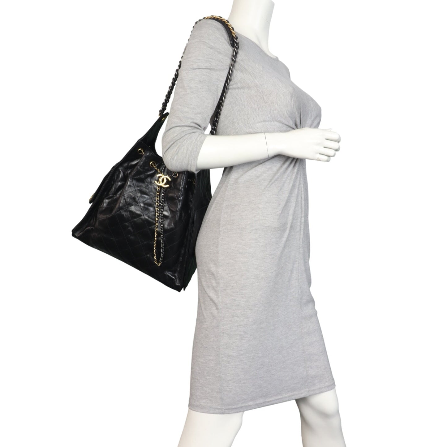 Chanel 25 Hobo Medium