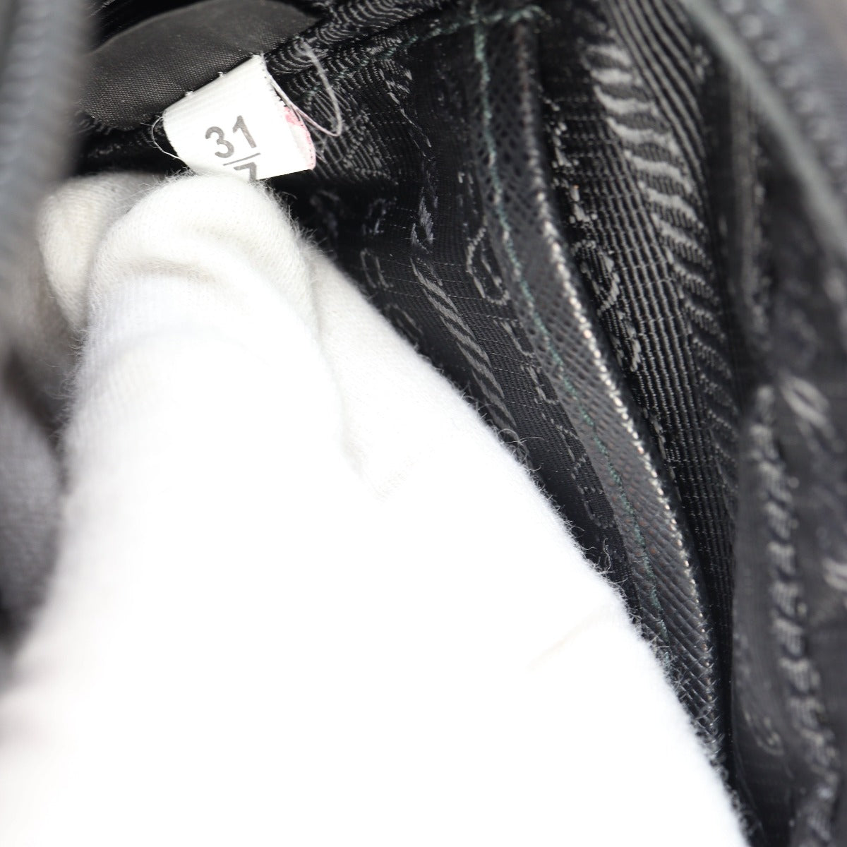 Prada Re-Edition 2005 Tessuto Camera Bag Mini