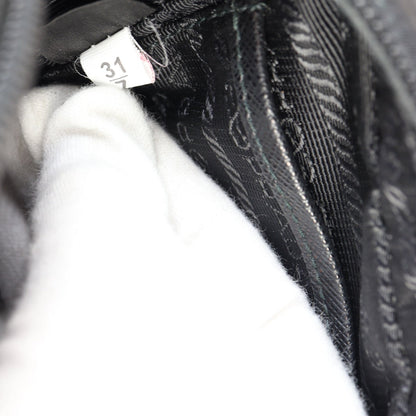 Prada Re-Edition 2005 Tessuto Camera Bag Mini