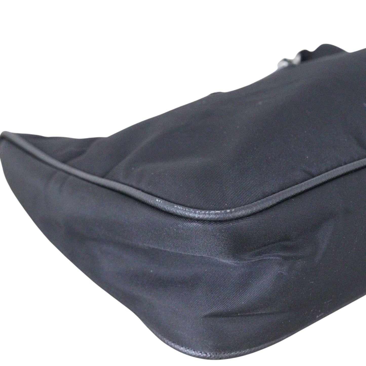 Prada Re-Edition 2005 Tessuto Shoulder Bag