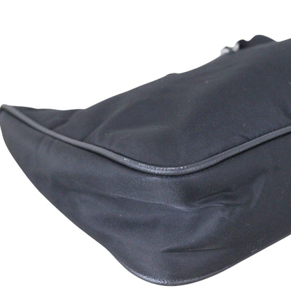 Prada Re-Edition 2005 Tessuto Shoulder Bag