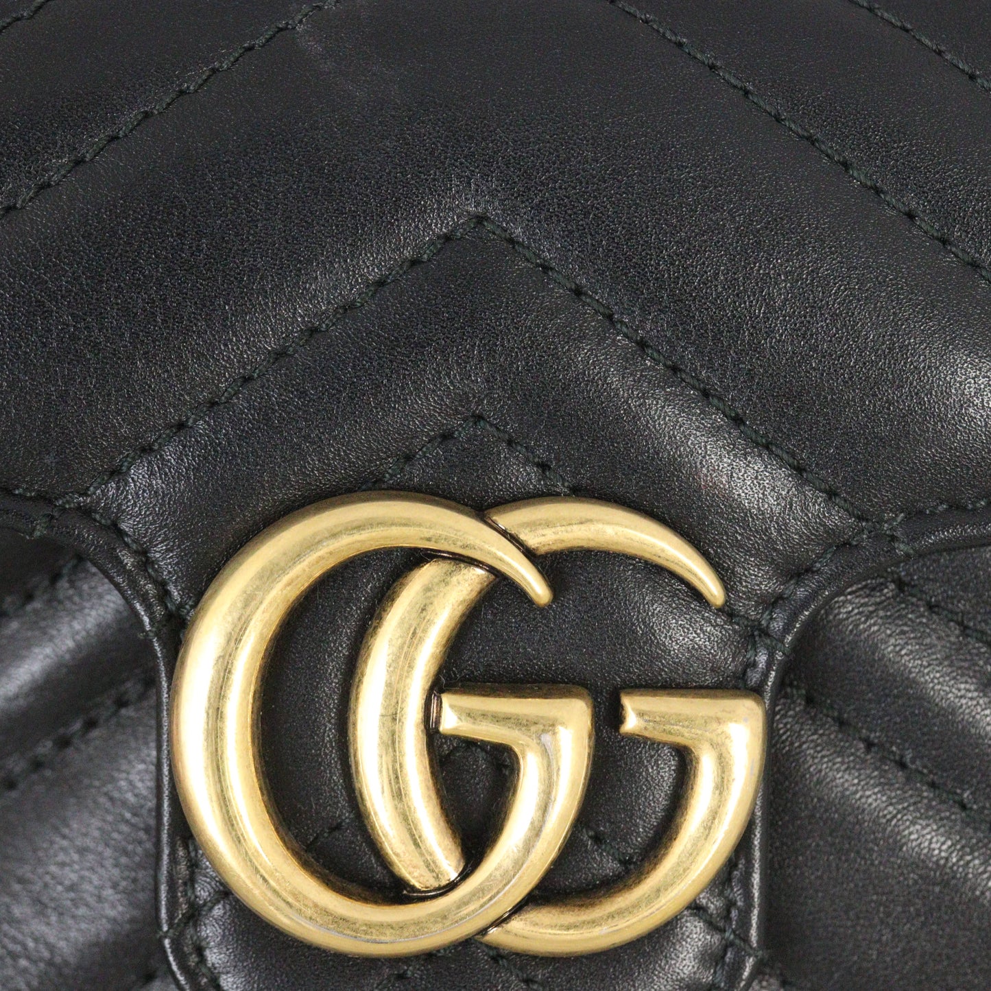 Gucci GG Marmont Matelasse Super Mini Shoulder Bag