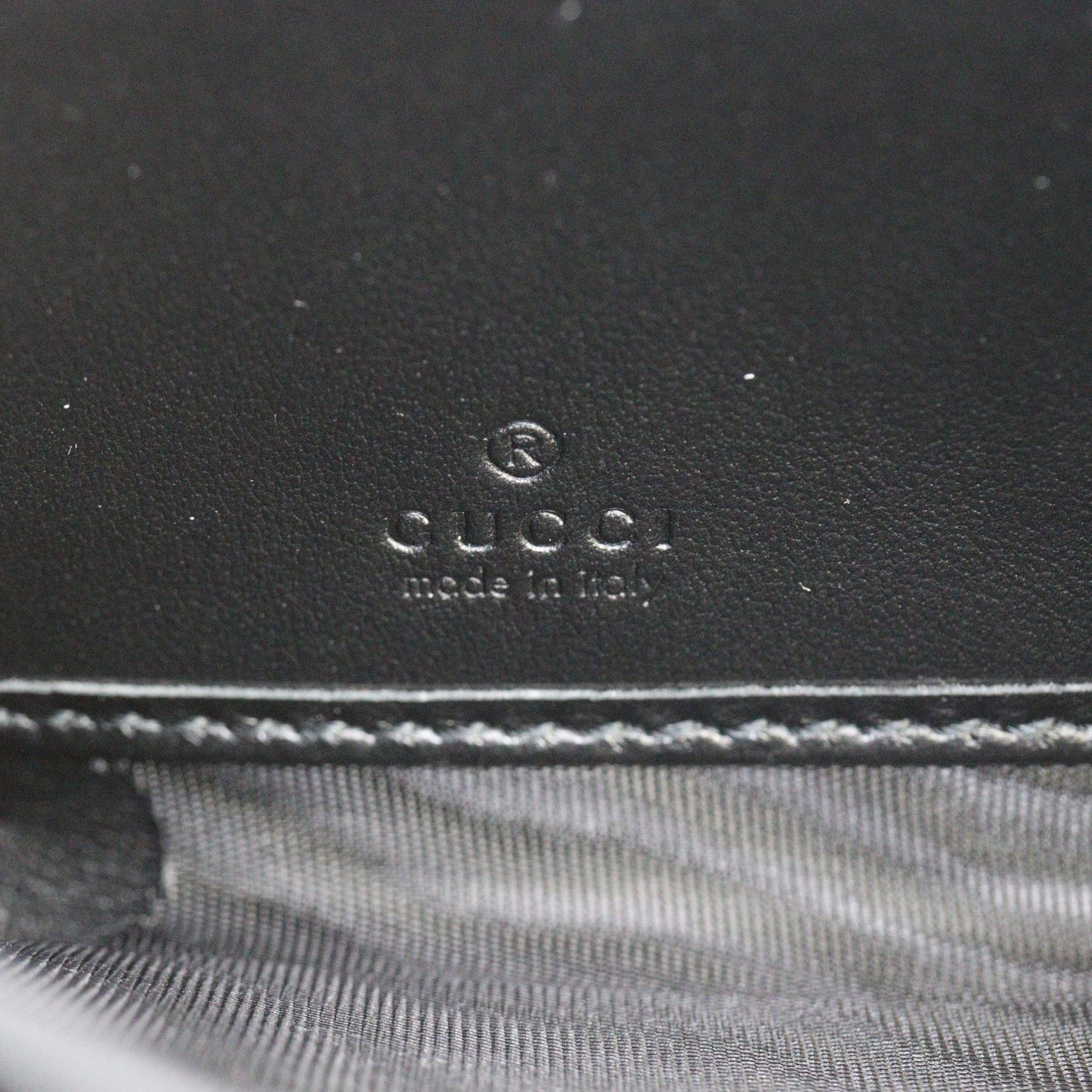 Gucci GG Marmont Matelasse Zip Wallet