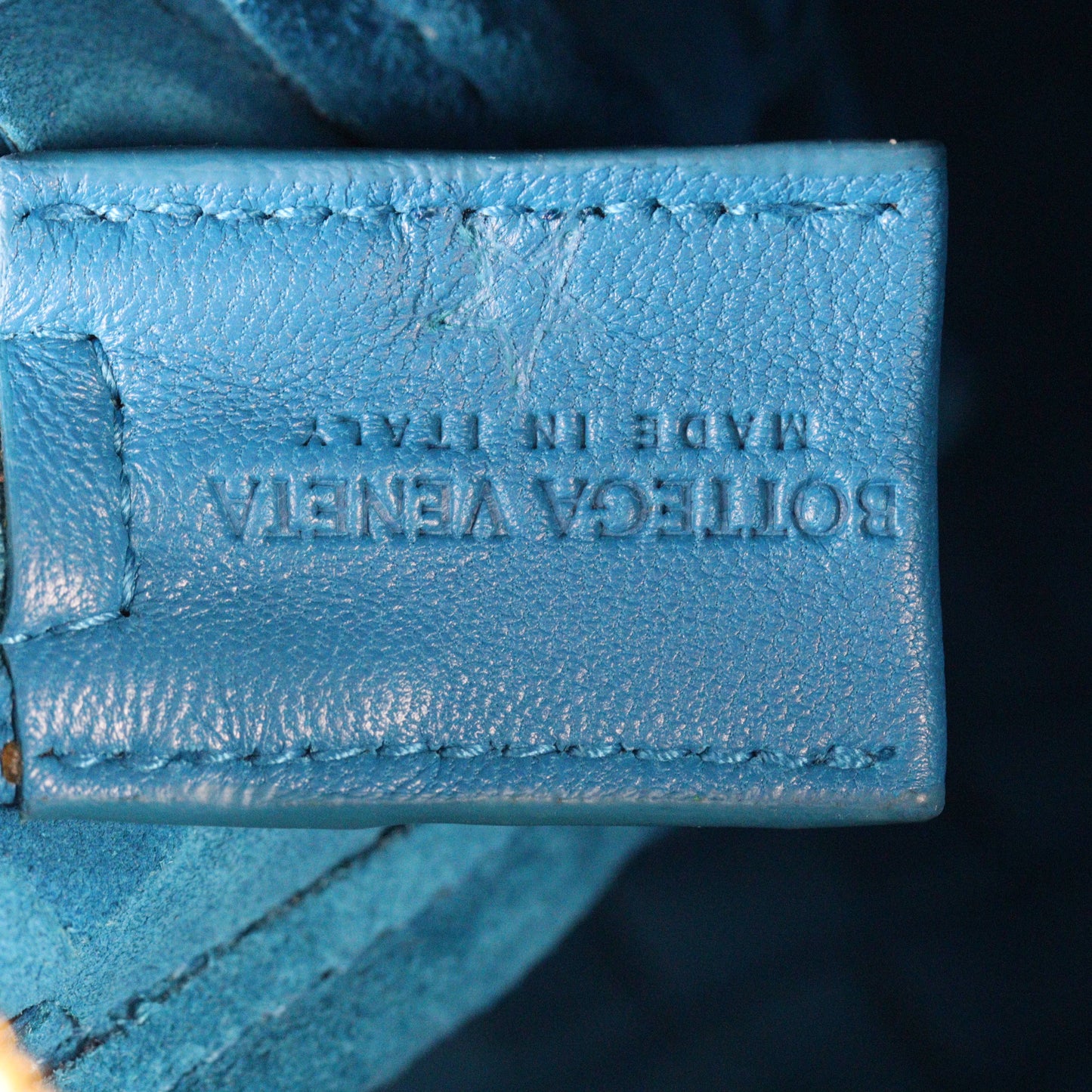 Bottega Veneta Intrecciato Loop Camera Bag Medium