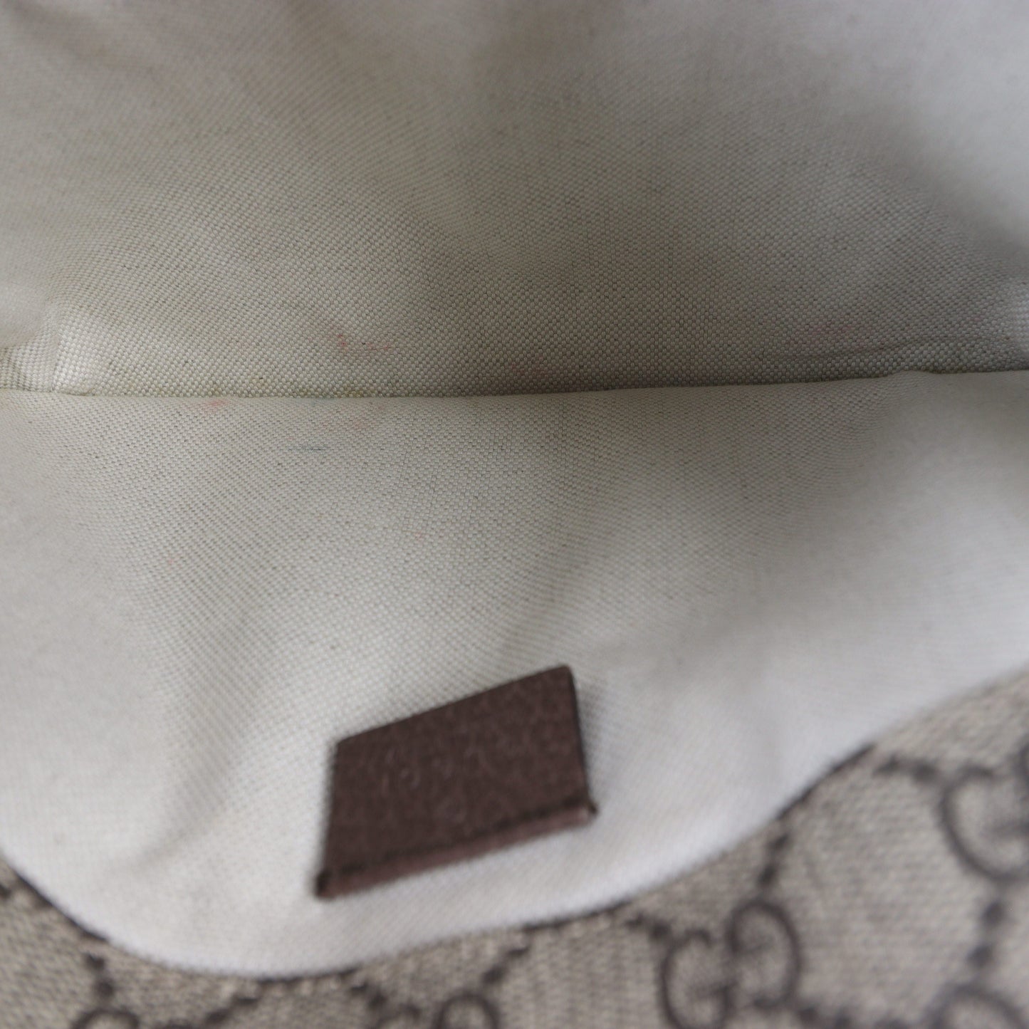 Gucci Neo Vintage GG Supreme Belt Bag