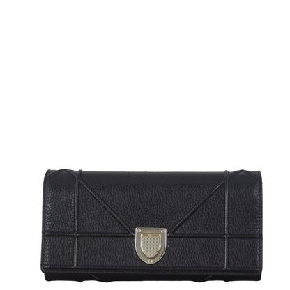 Dior Diorama Wallet on Chain