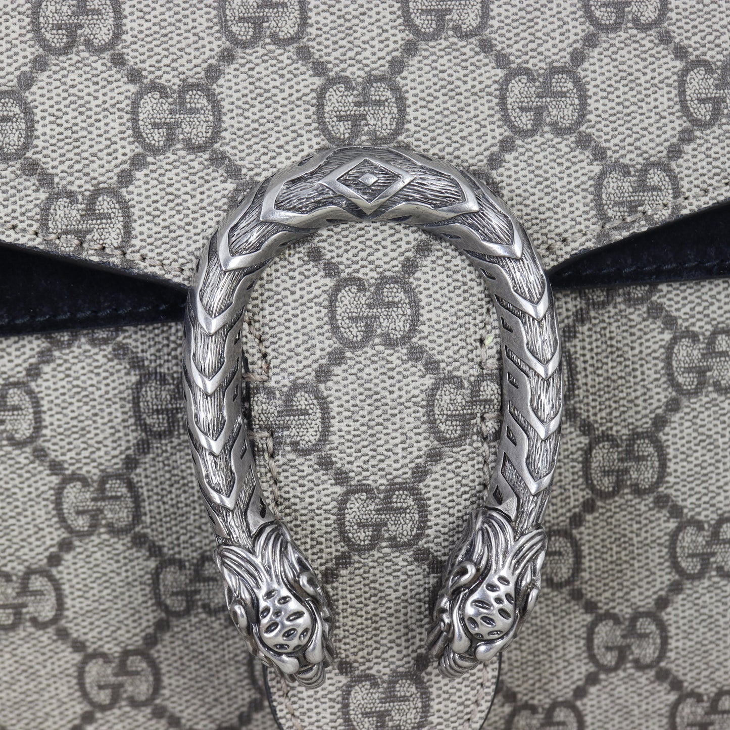 Gucci Dionysus GG Supreme Small Shoulder Bag