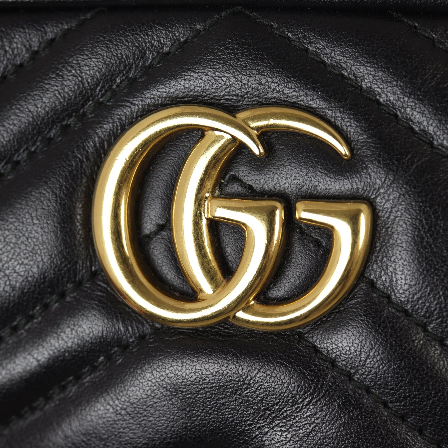 Gucci GG Marmont Mini Camera Bag