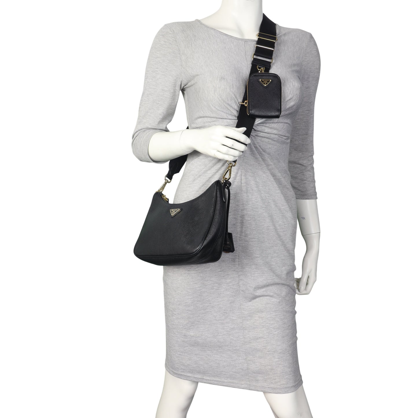 Prada Re-edition 2005 Saffiano Shoulder Bag