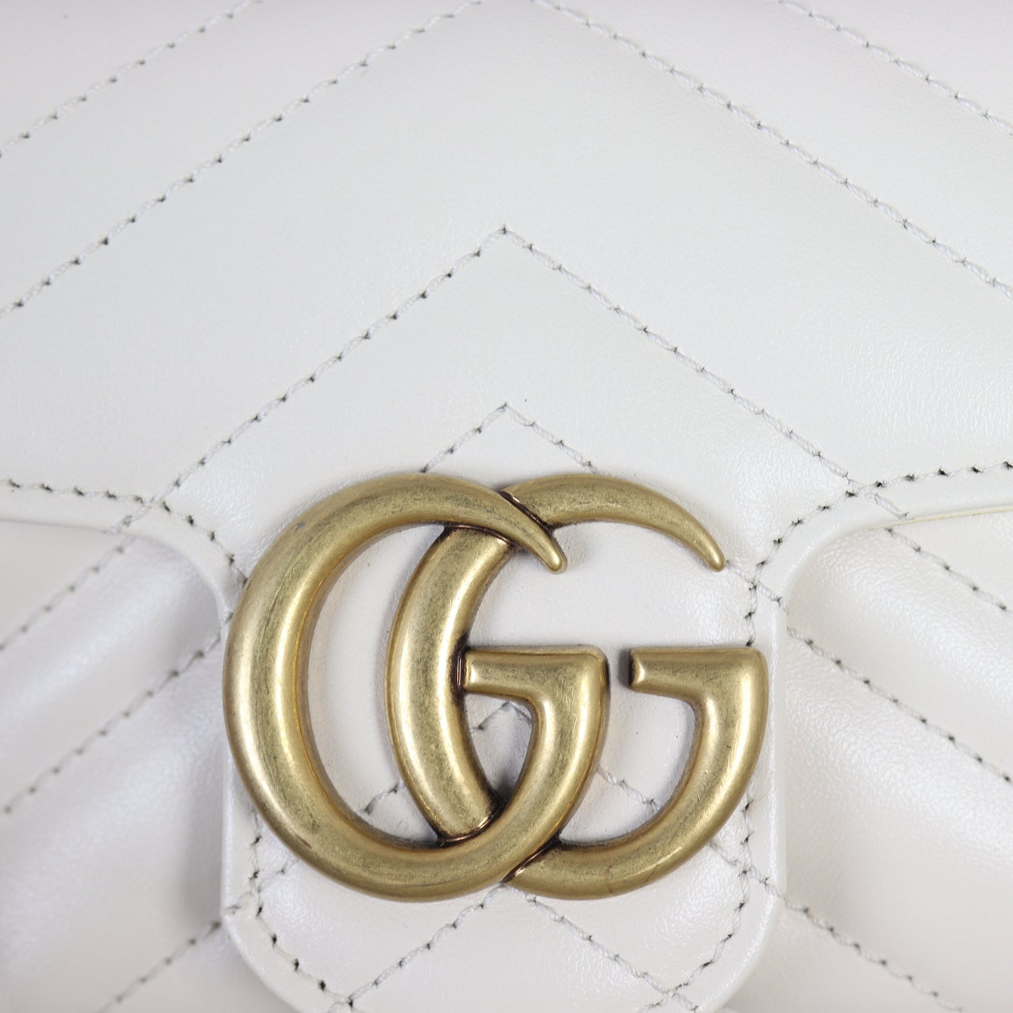 Gucci GG Marmont Matelasse Super Mini Shoulder Bag