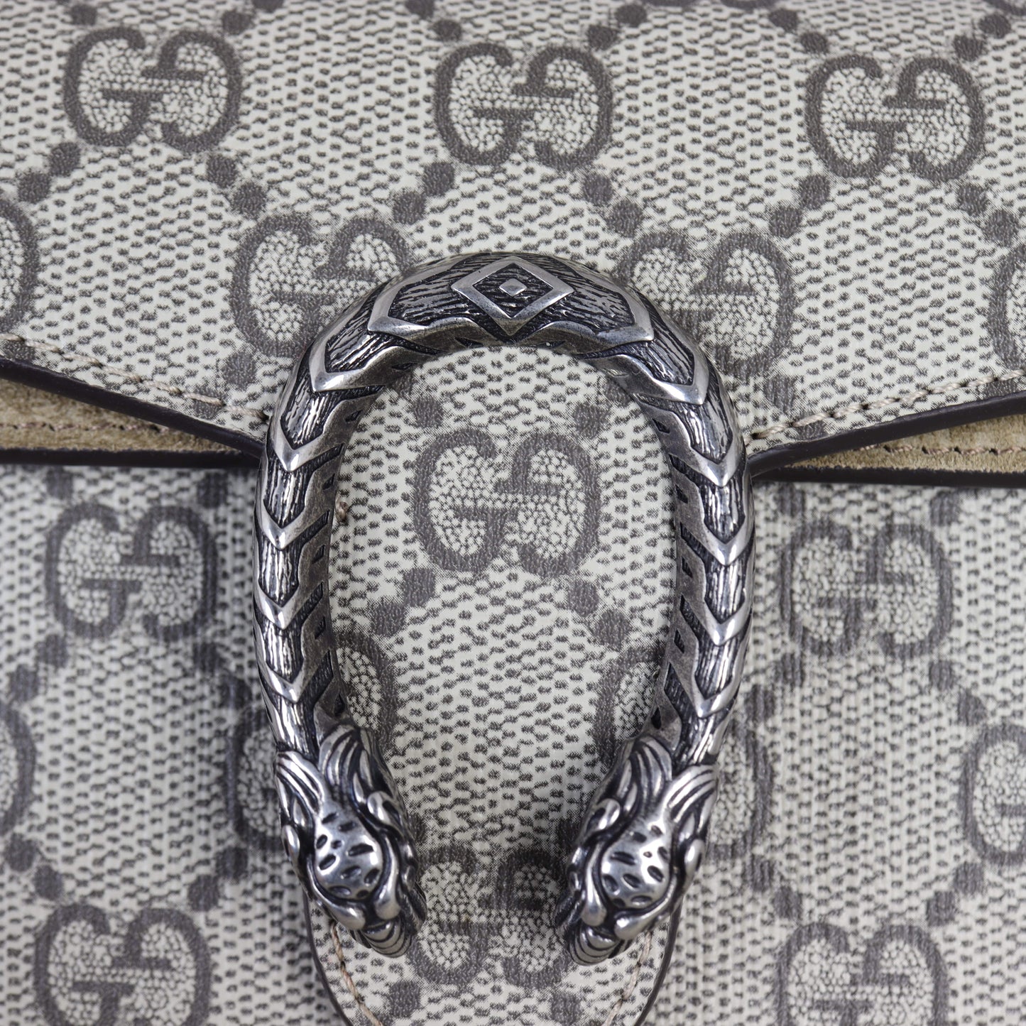 Gucci Dionysus GG Supreme Super Mini Bag