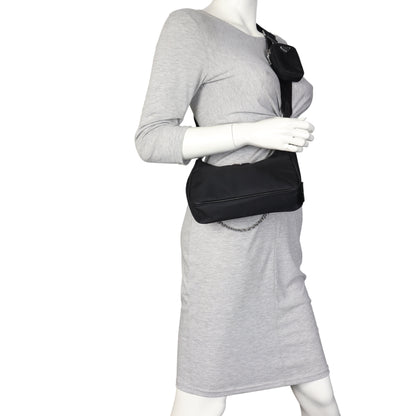 Prada Re-Edition 2005 Tessuto Shoulder Bag