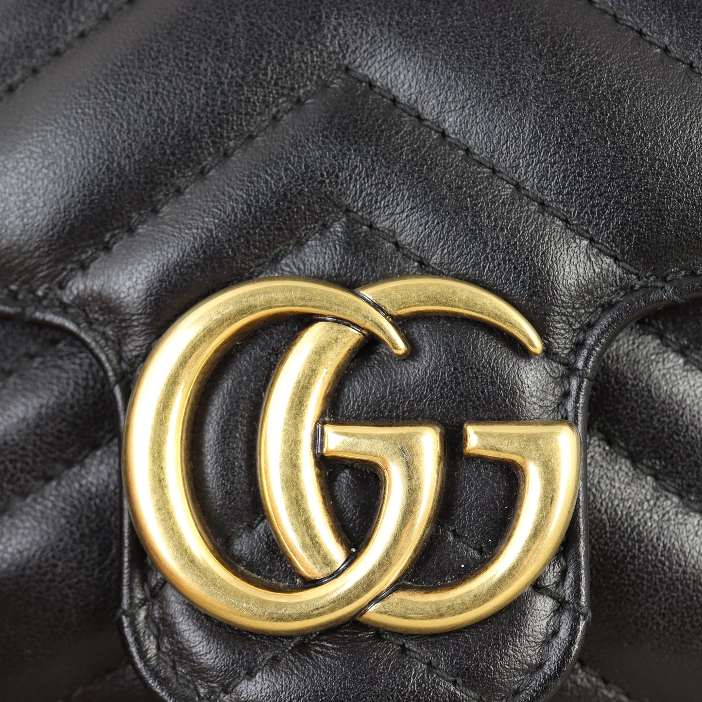 Gucci GG Marmont Matelasse Super Mini Shoulder Bag