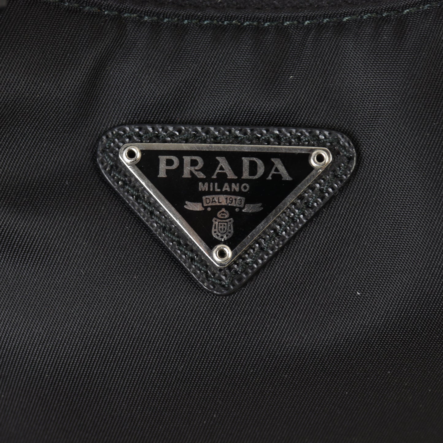 Prada Re-Edition 2005 Tessuto Shoulder Bag