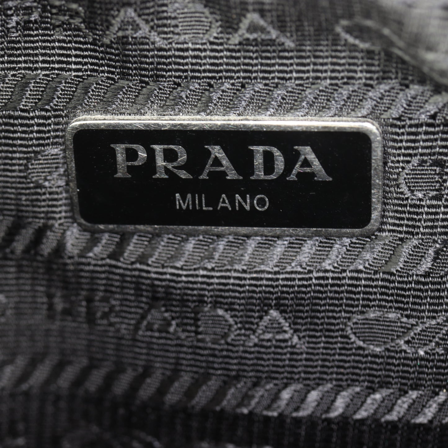 Prada Re-Edition 2005 Tessuto Shoulder Bag