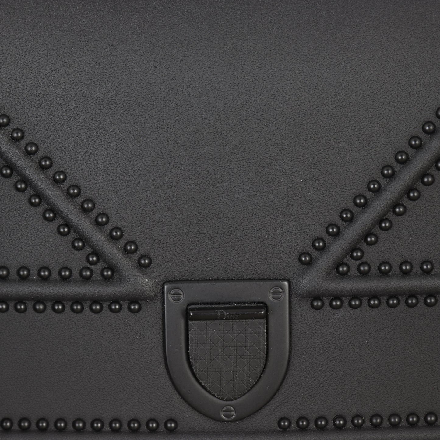 Dior Diorama Wallet on Chain