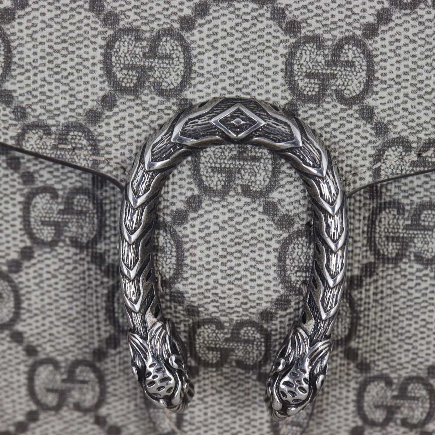 Gucci Dionysus GG Supreme Chain Wallet