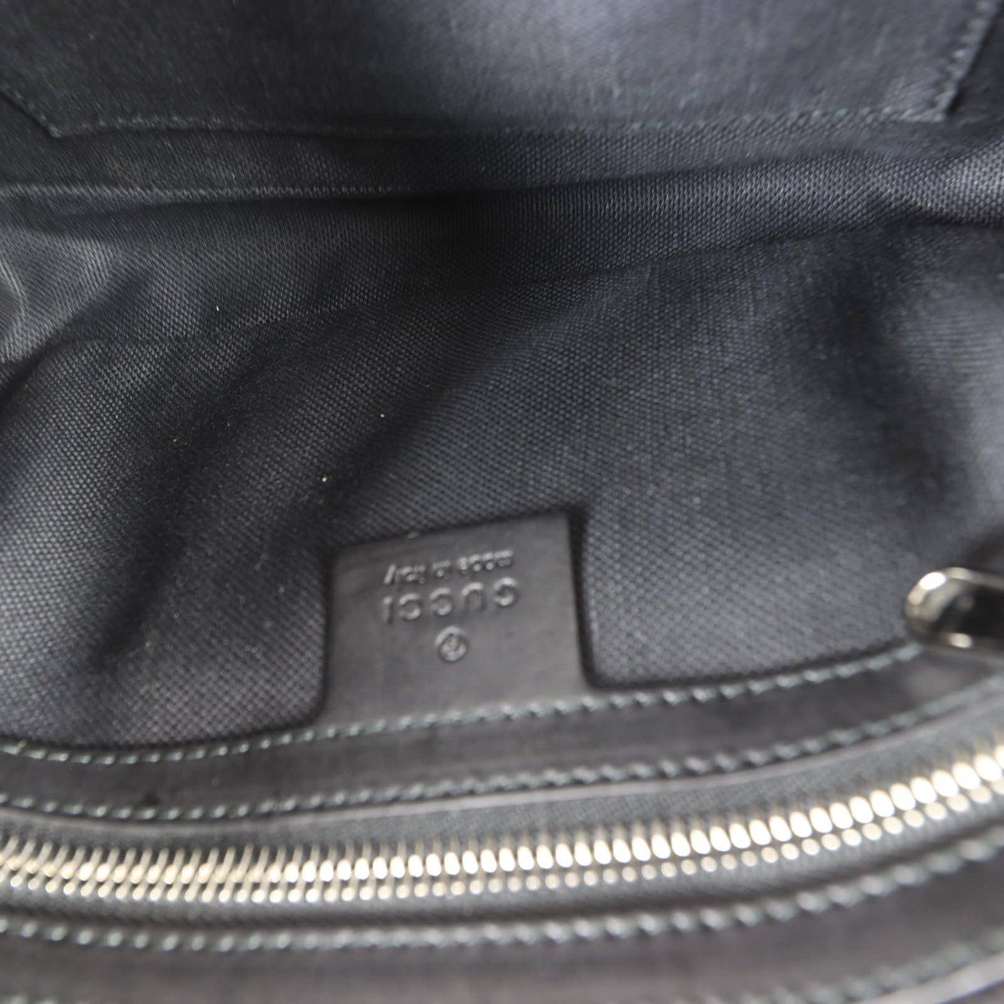 Gucci GG Supreme Belt Bag