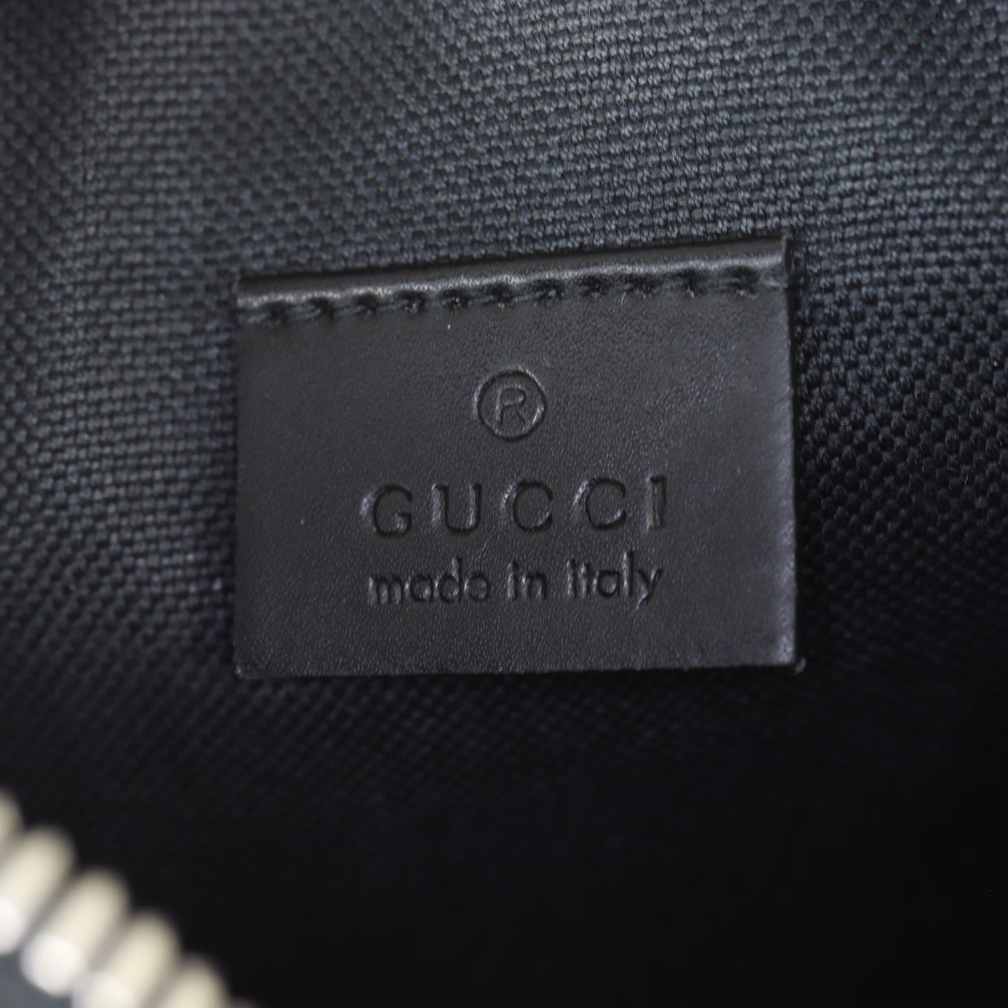 Gucci GG Supreme Messenger Mini