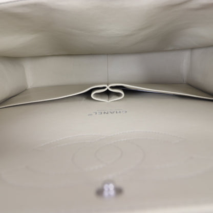 Chanel Classic Double Flap Maxi Caviar