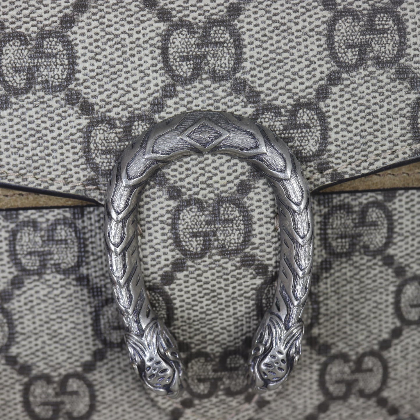 Gucci Dionysus GG Supreme Super Mini Bag