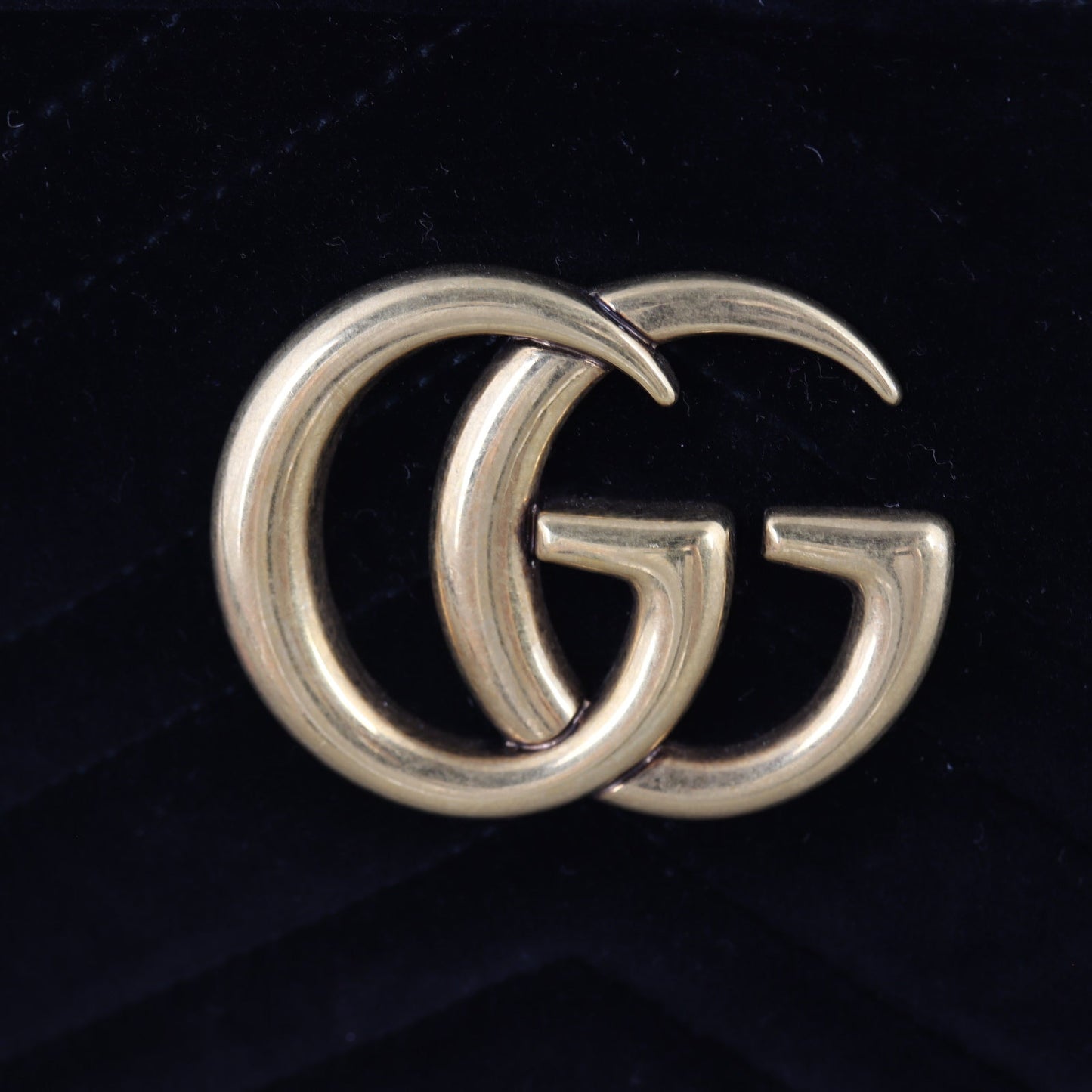 Gucci GG Marmont Velvet Small Camera Bag