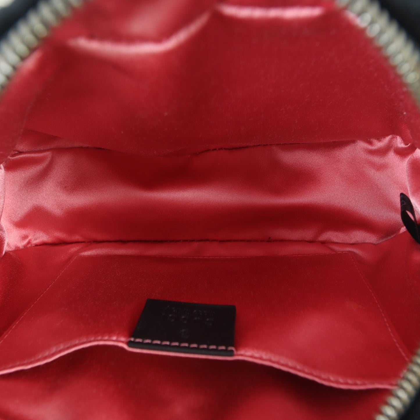 Gucci GG Marmont Velvet Small Camera Bag