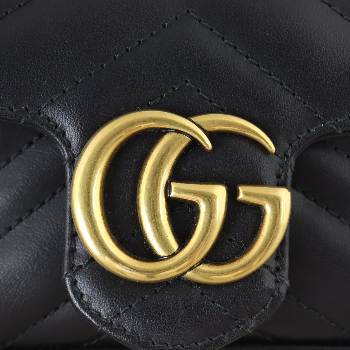 Gucci GG Marmont Matelasse Super Mini Shoulder Bag