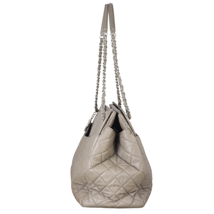Chanel CC Chain Shoulder Bag