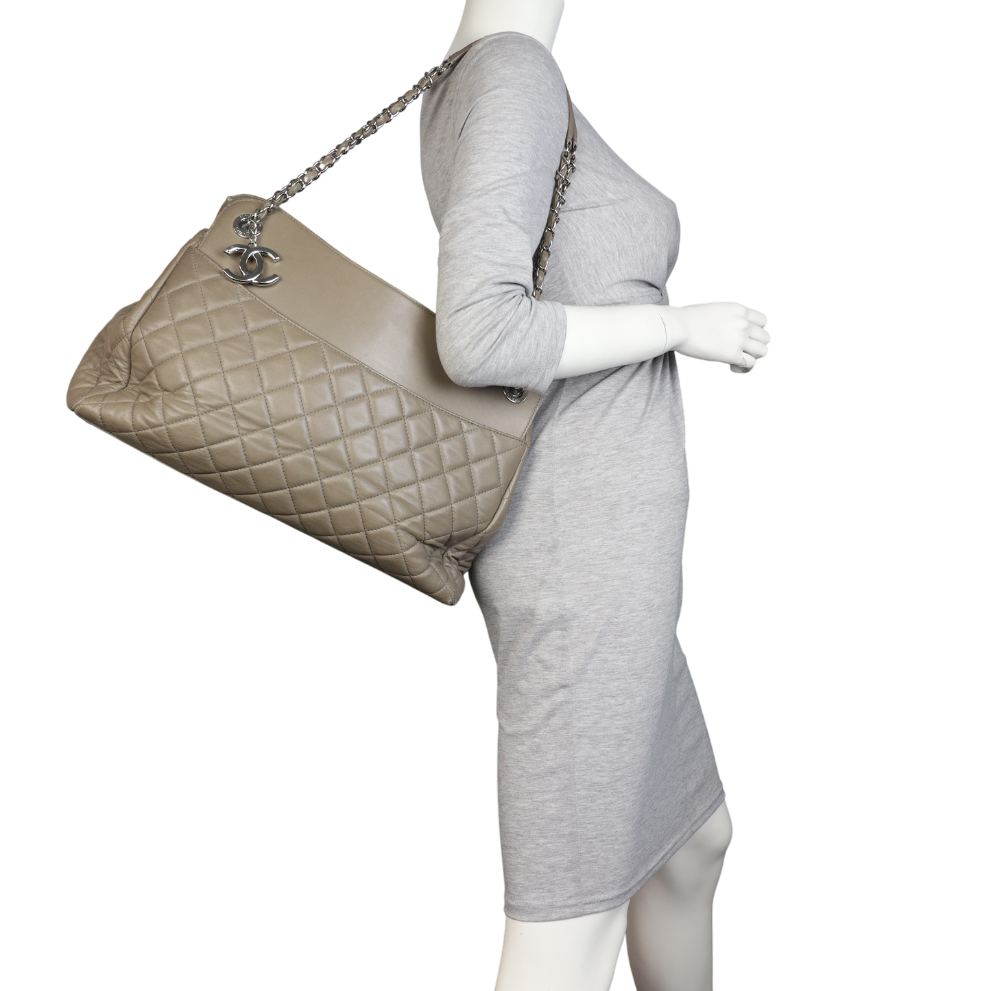 Chanel CC Chain Shoulder Bag