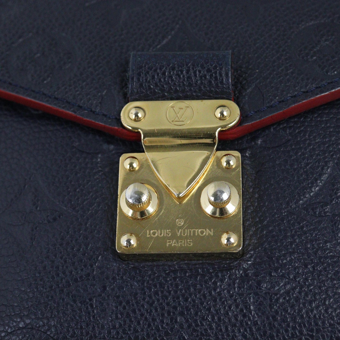 Louis Vuitton Pochette Metis Monogram Empreinte