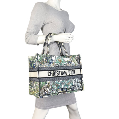 Dior Book Tote Medium Etoile de Voyage