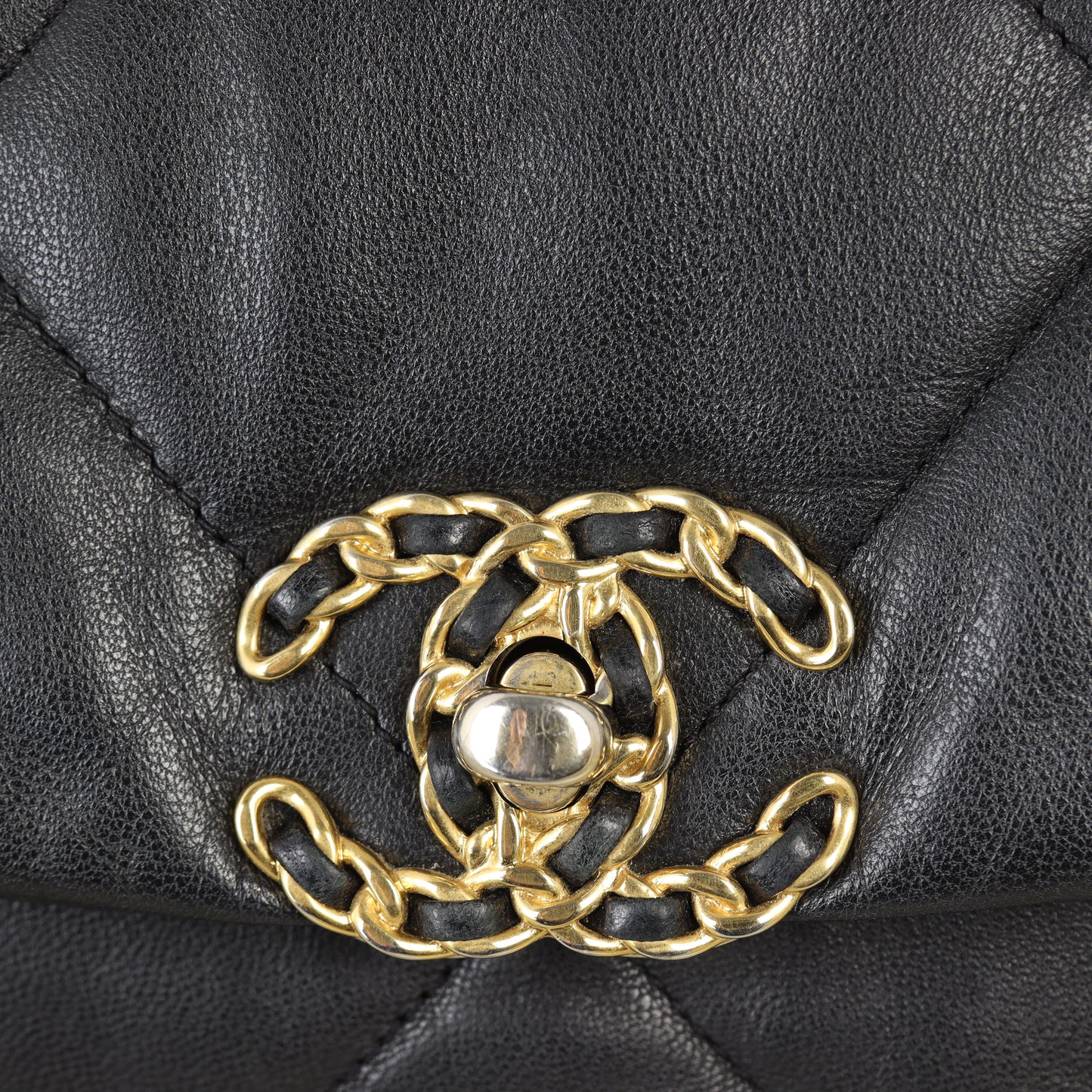 Chanel 19 Flap Bag Medium