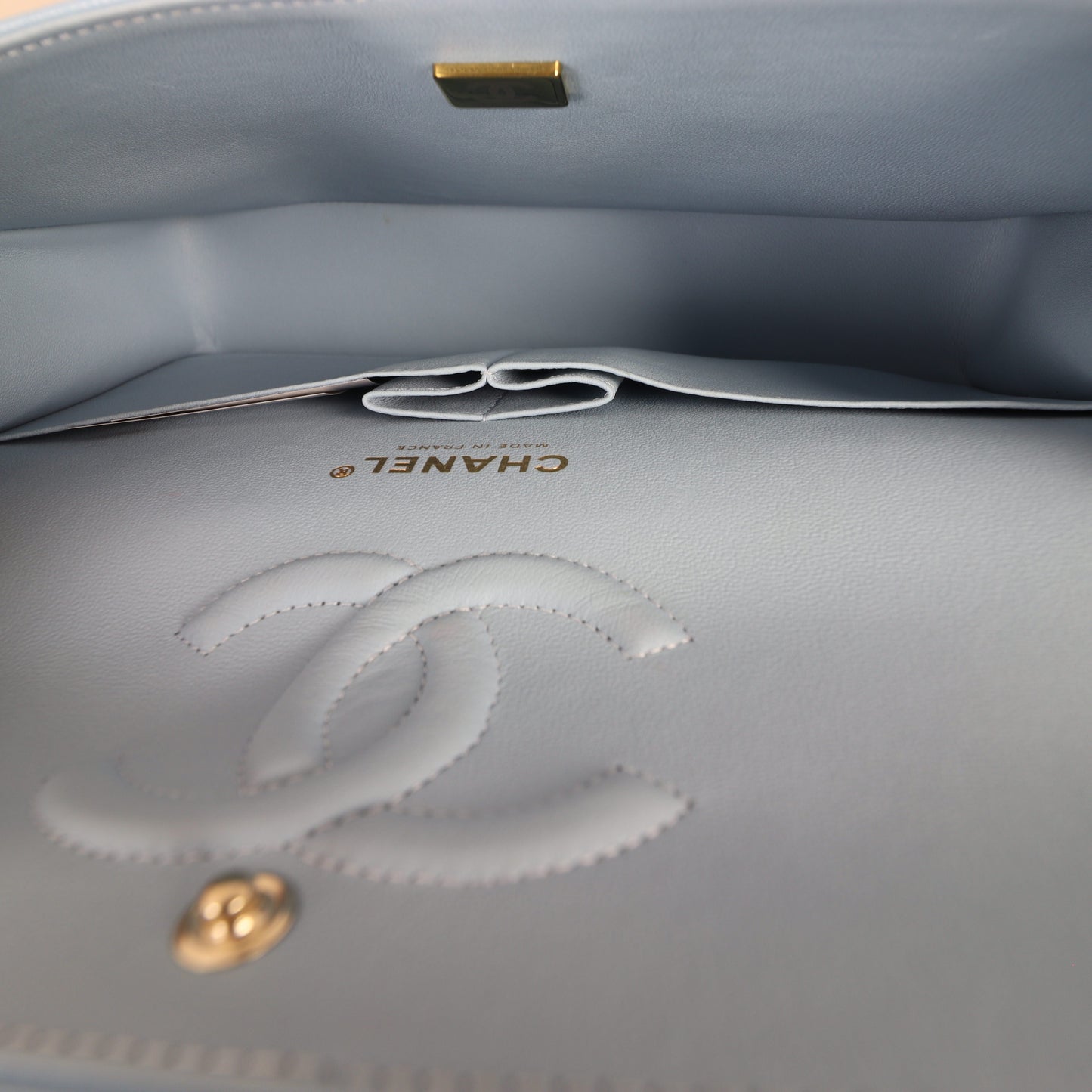 Chanel Classic Double Flap Medium Caviar