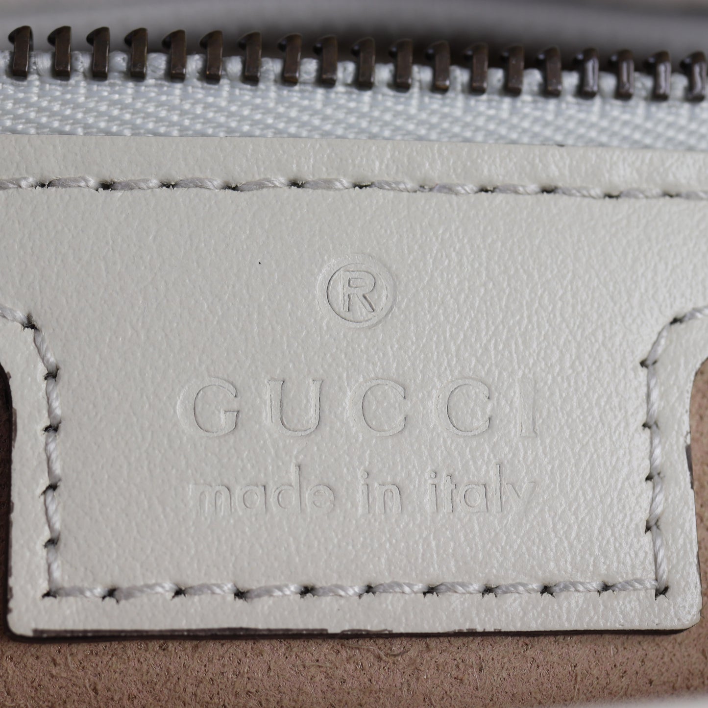 Gucci GG Marmont Matelasse Medium Shoulder Bag