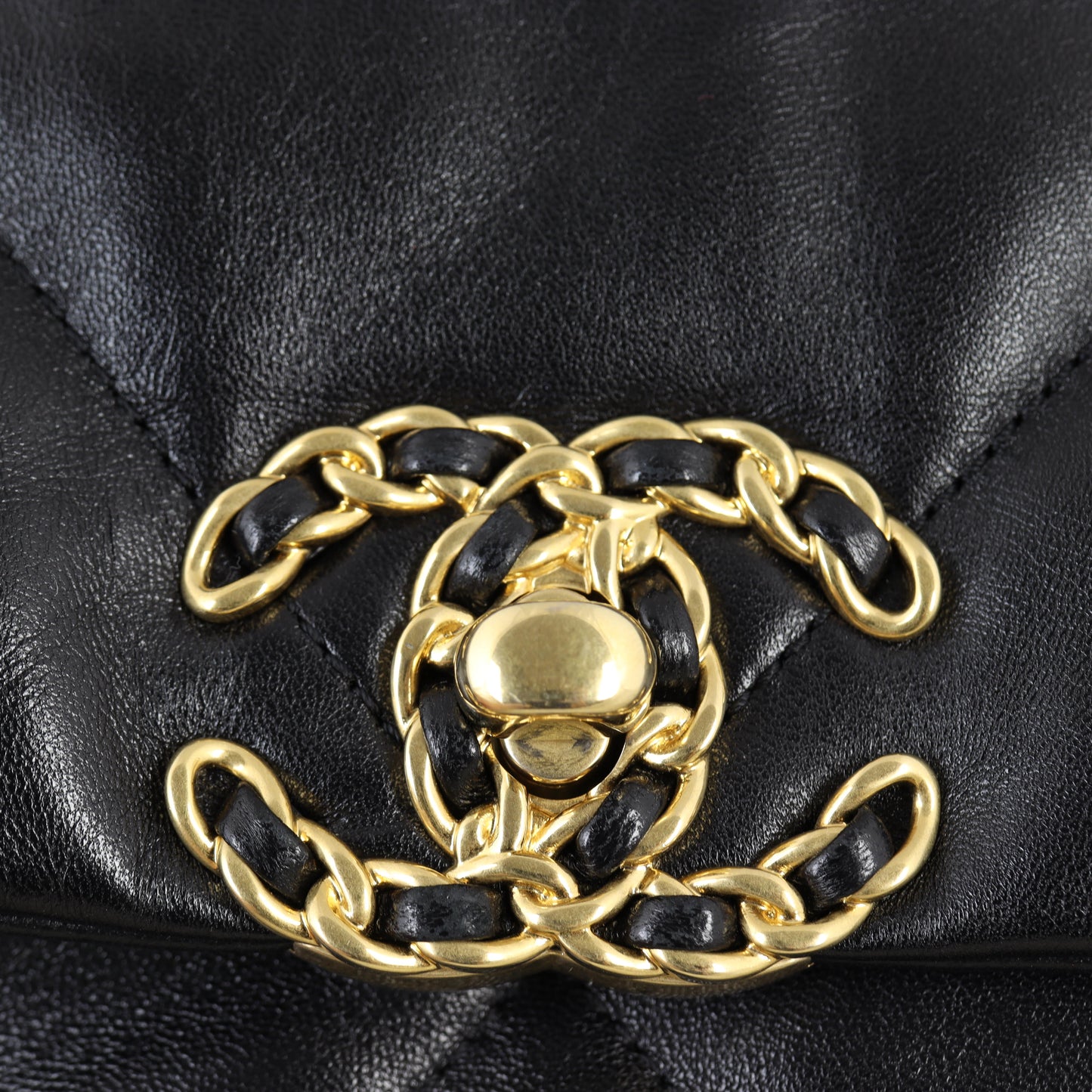 Chanel 19 Flap Bag Medium
