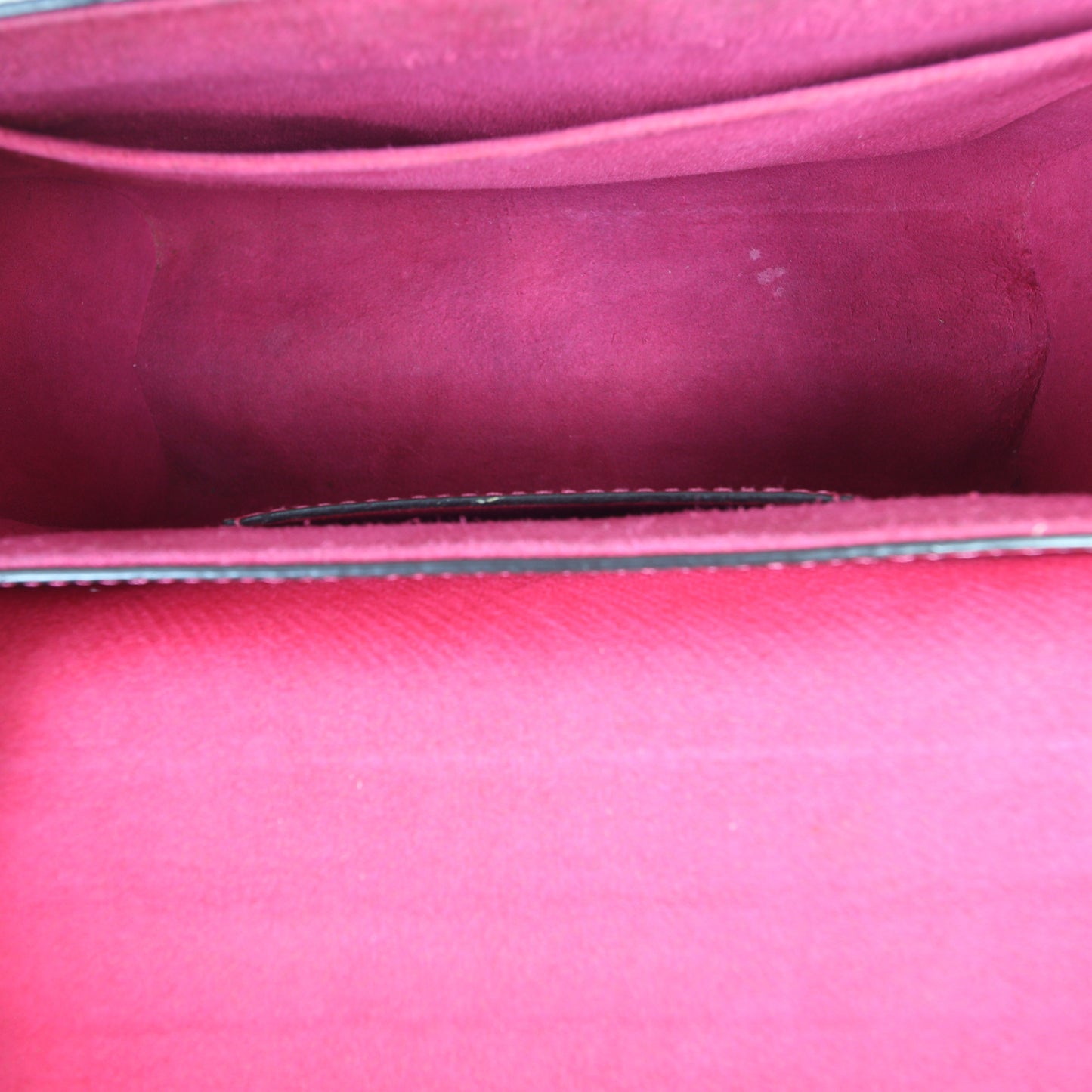 Louis Vuitton Twist MM Epi
