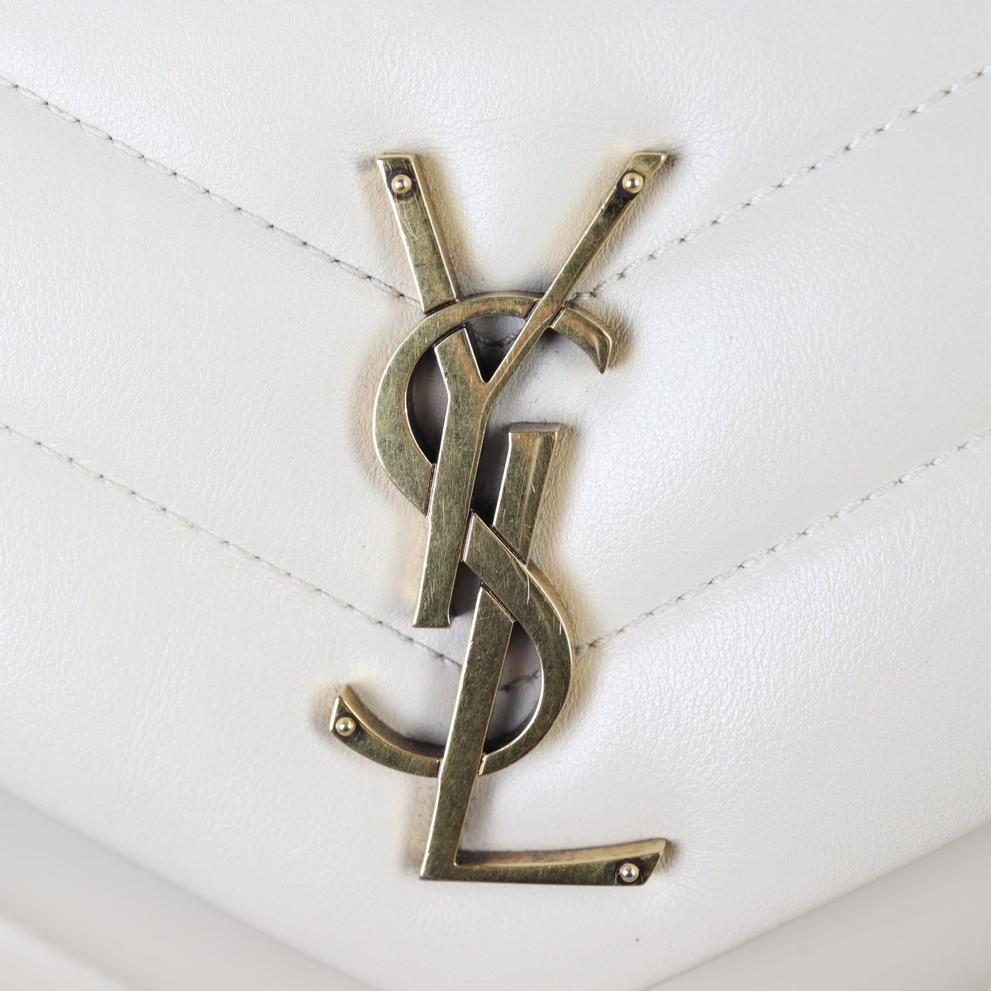 Saint Laurent Loulou Small