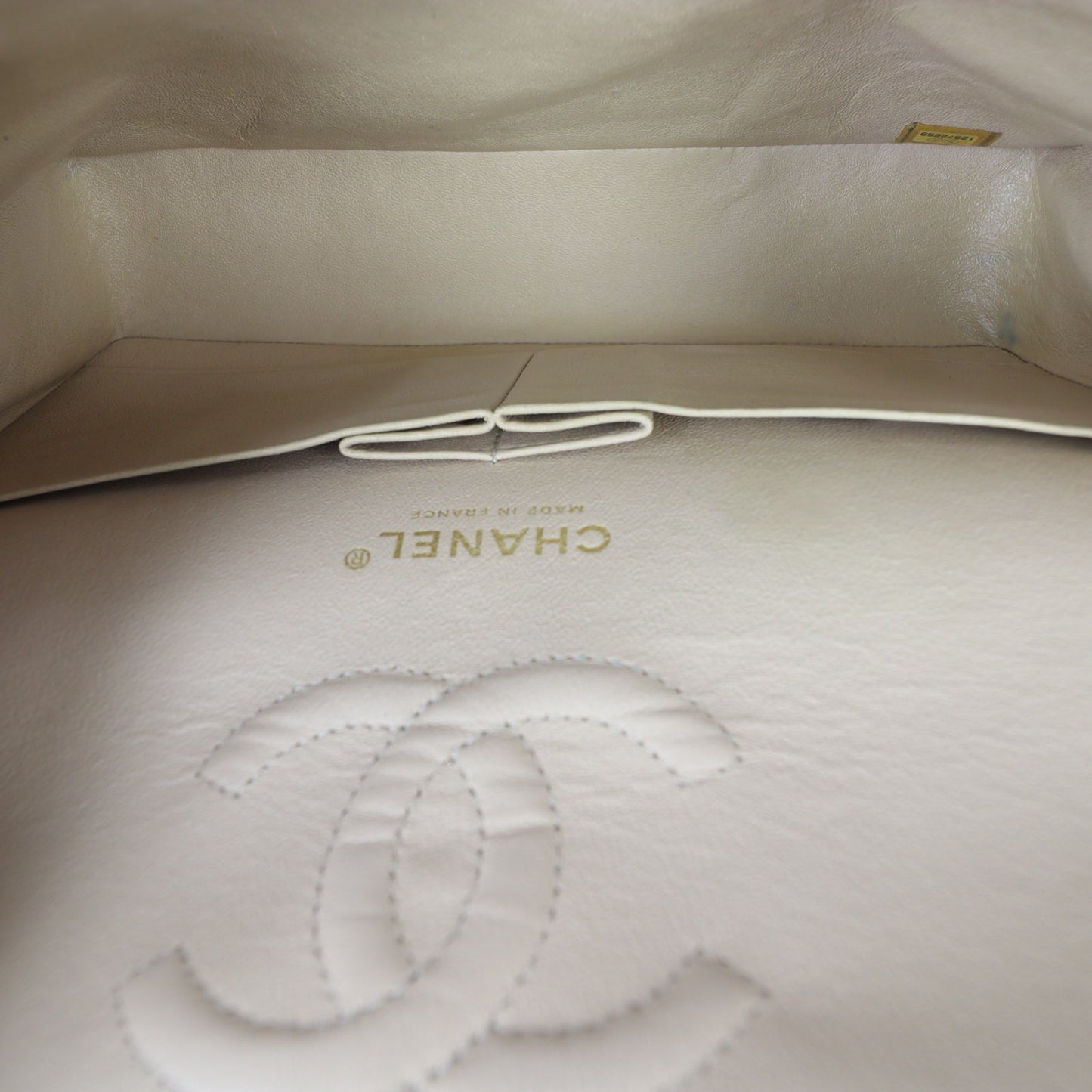 Chanel Classic Double Flap Medium Caviar