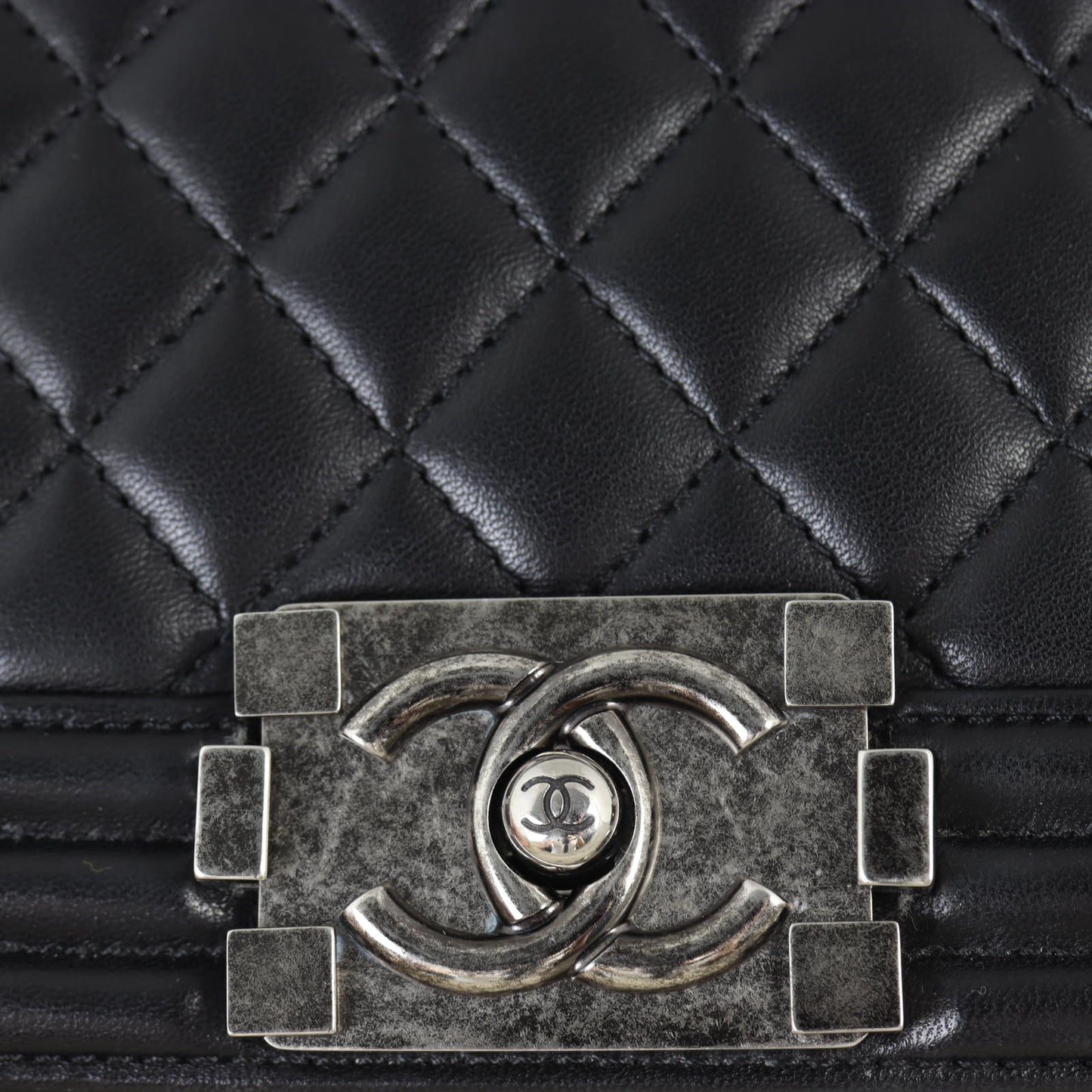 Chanel Boy Old Medium